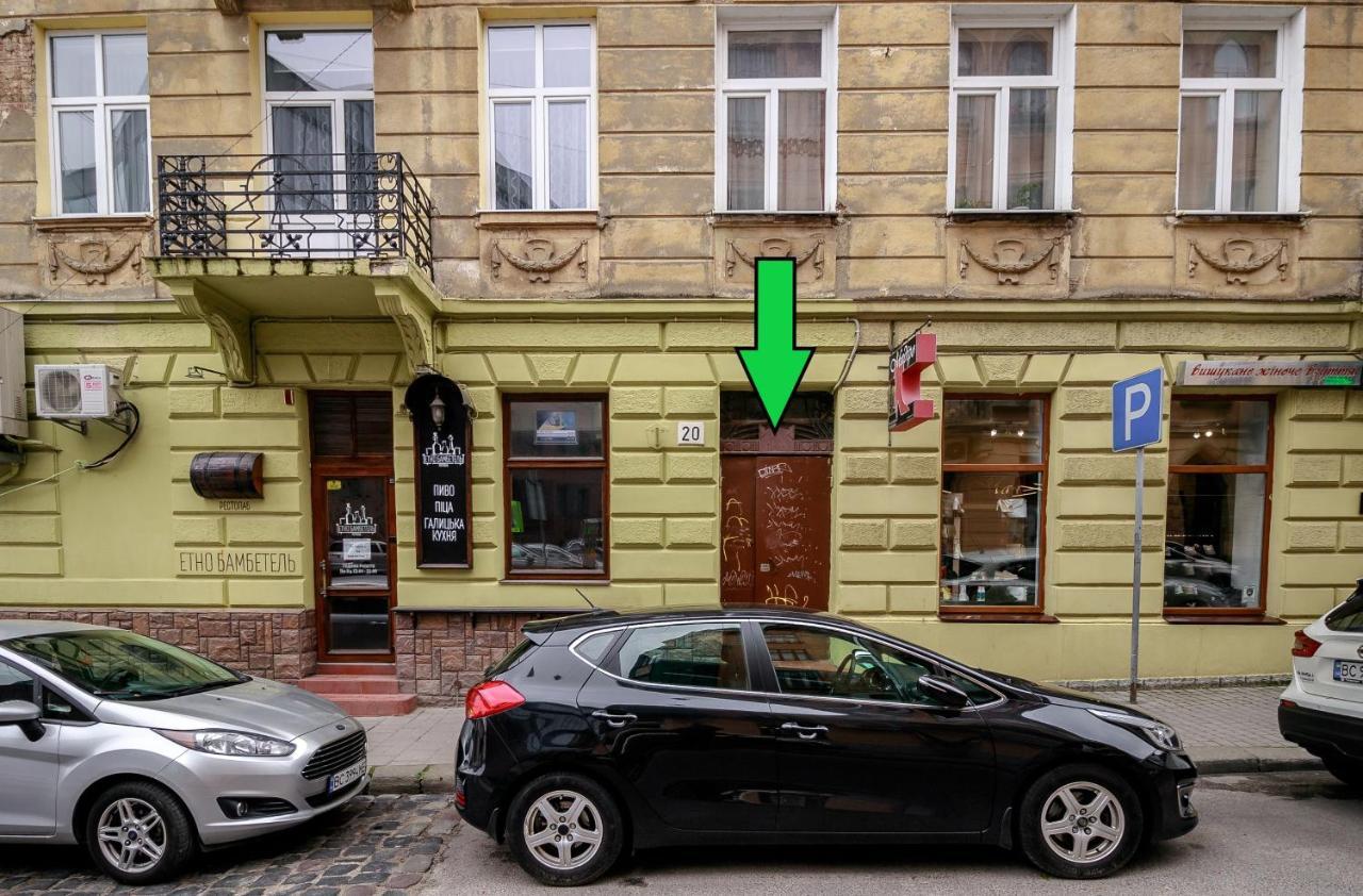 Golden Violin ! Apartments Lviv Dış mekan fotoğraf
